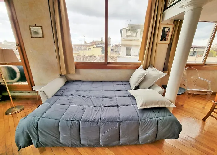 Appartement Amazing Panoramic Artist's Loft Spanish Steps *
