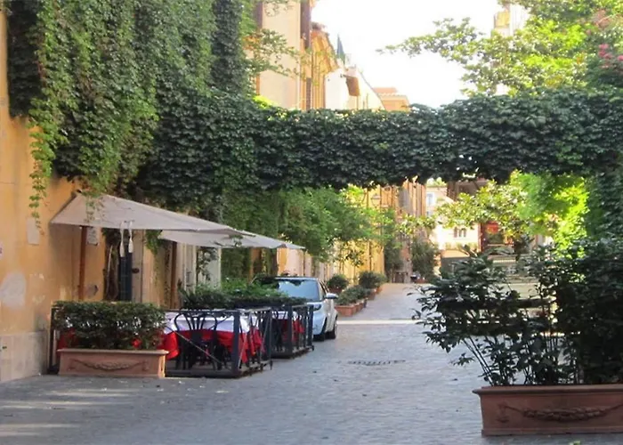 Appartement Amazing Panoramic Artist's Loft Spanish Steps
